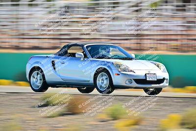 media/Oct-18-2025-Extreme Speed (Sat) [[d6d7e1fef1]]/Group 5/Session 3 (Turn 1)/